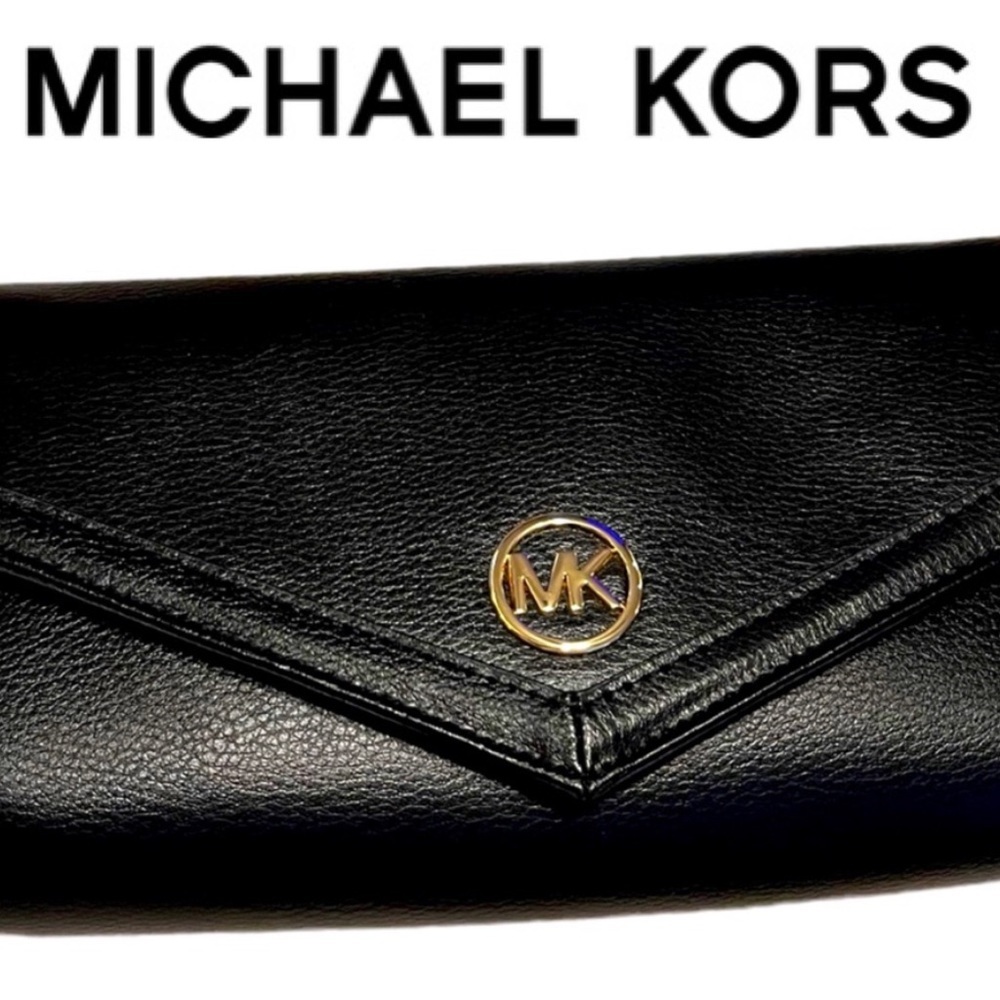Michael Kors Black Leather Belt/Travel Bag with Signature Logo in Gold Tone ✨ - Picture 12 of 12